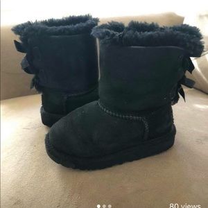 Triple Bailey Bow UGG Boots toddler girl size 8